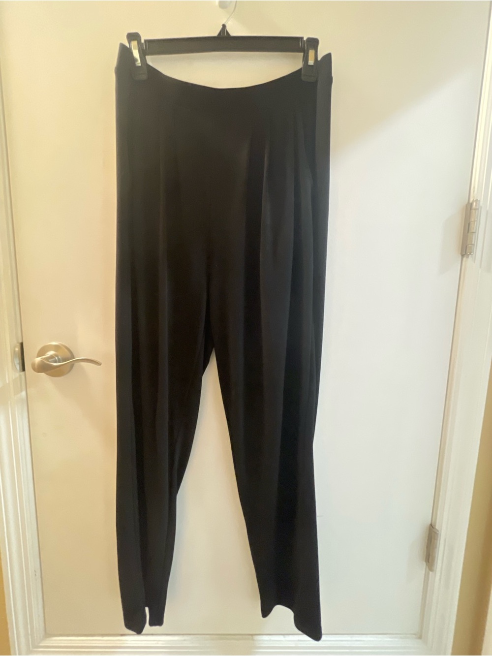 Zenana Outfitters Black Taper Leg Pull-On Pants
